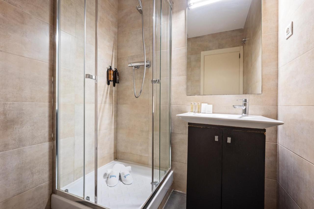 Sweet Inn - Carrer Girona บาร์เซโลนา ภายนอก รูปภาพ